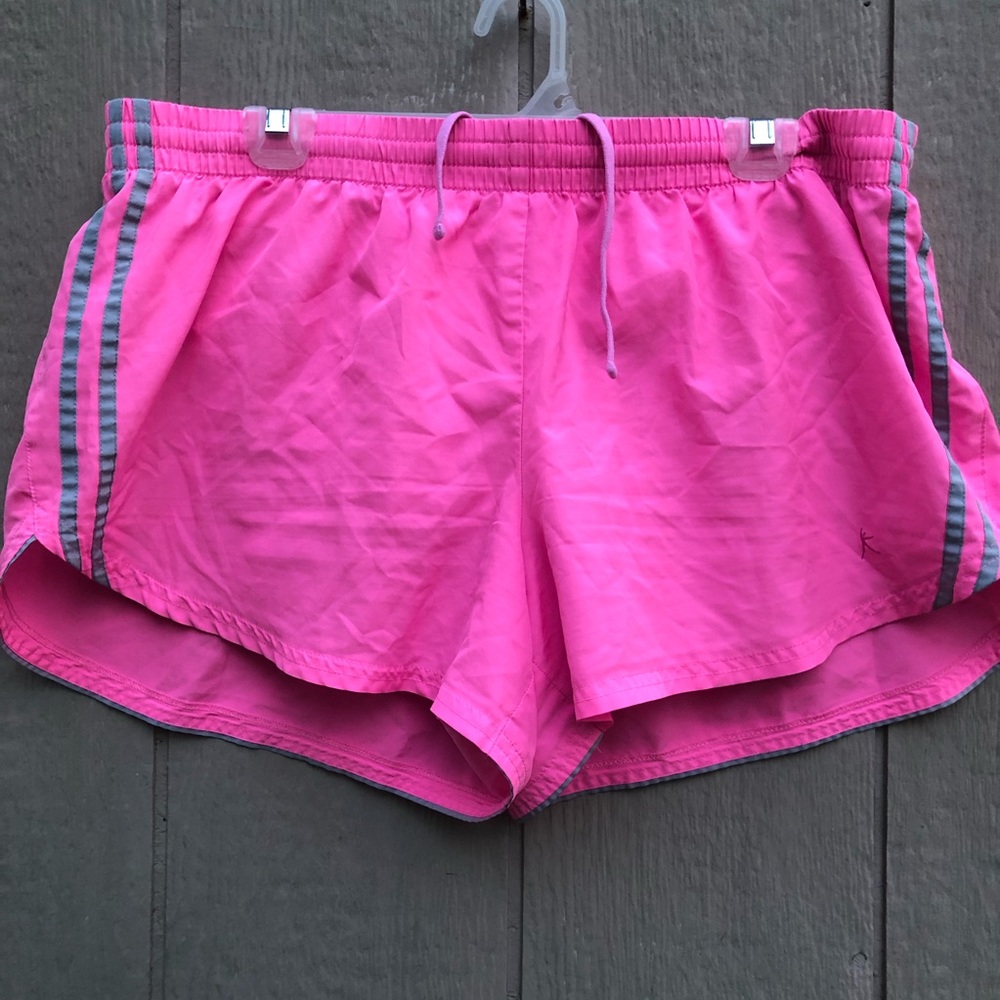 🌈3/$10🌈 Danskin Now pink shorts size XL